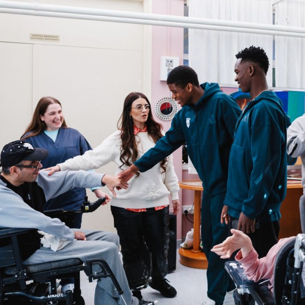 Aρης και IN2BET στο ίδρυμα Θεοτόκος image 3