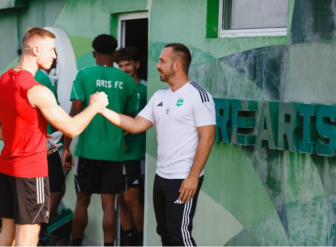 Aris kicked off  the pre-season gallery image 12