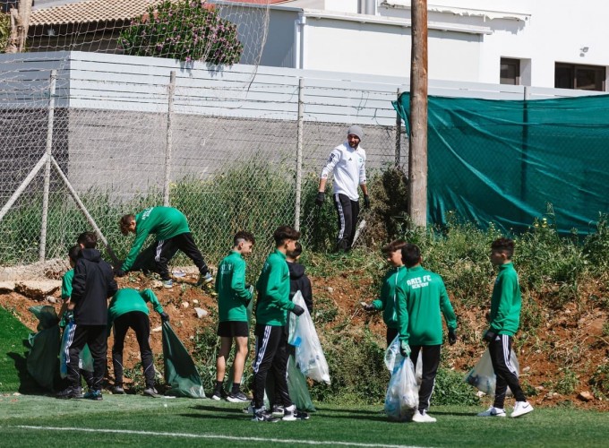 Cleanup day from Aris academies Gallery | Aris Limassol image 16