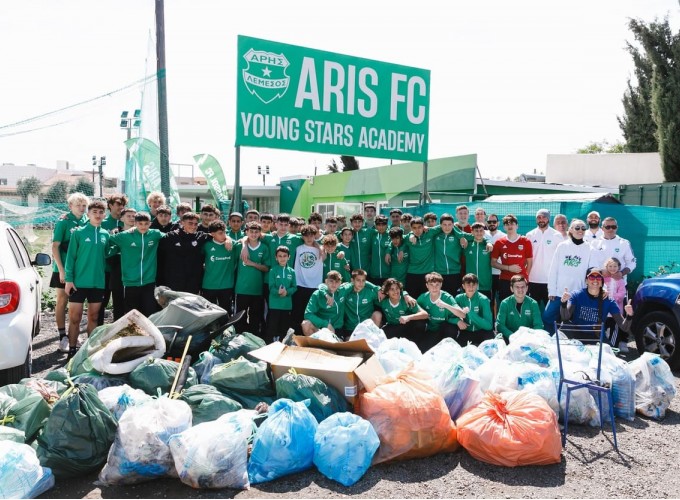 Cleanup day from Aris academies Gallery | Aris Limassol image 1