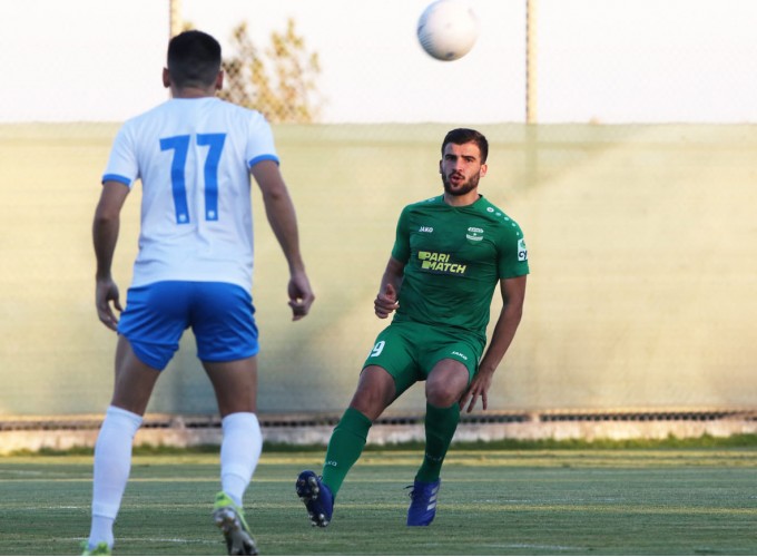 Friendly win for Aris image 23