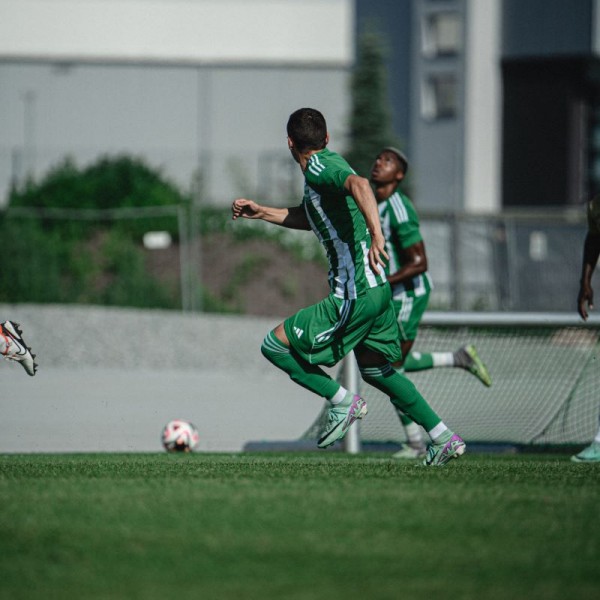 Aris kicked off the pre-season friendlies with a victory image 15