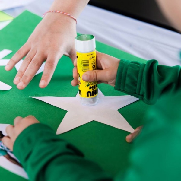 Δίπλα στα άτομα με αυτισμό