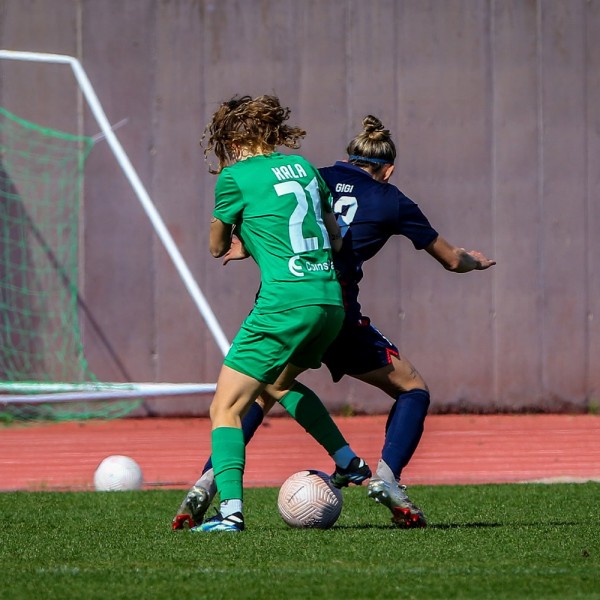 Hard fought victory for the women’s team image 10