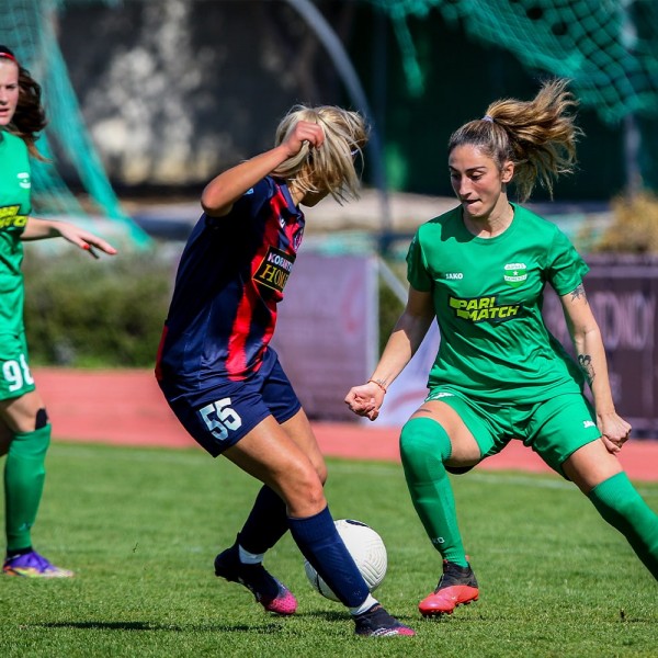 Hard fought victory for the women’s team image 14